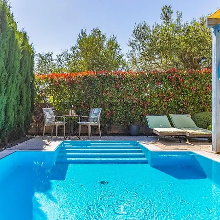 Stone Zelda With Pool In Liznjan, Istria Ližnjan