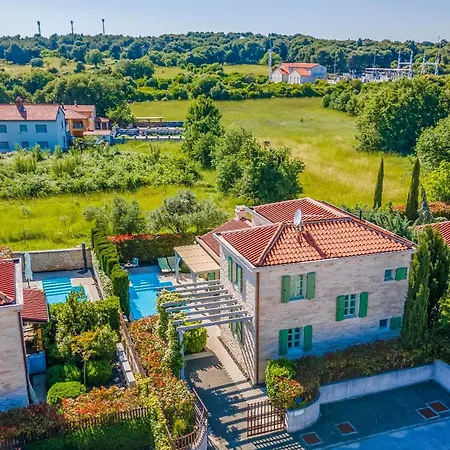 Βίλα Stone Zelda With Pool In Liznjan, Istria